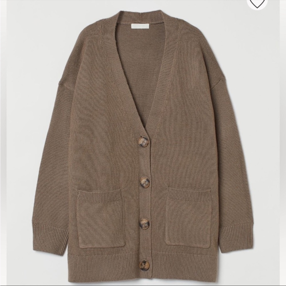 H&M boxy button up cardigan with front pockets